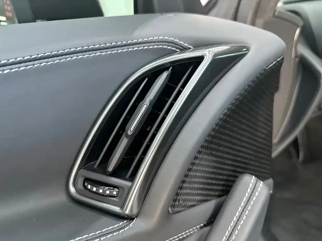 Audi R8 2023 из CN, фото 6