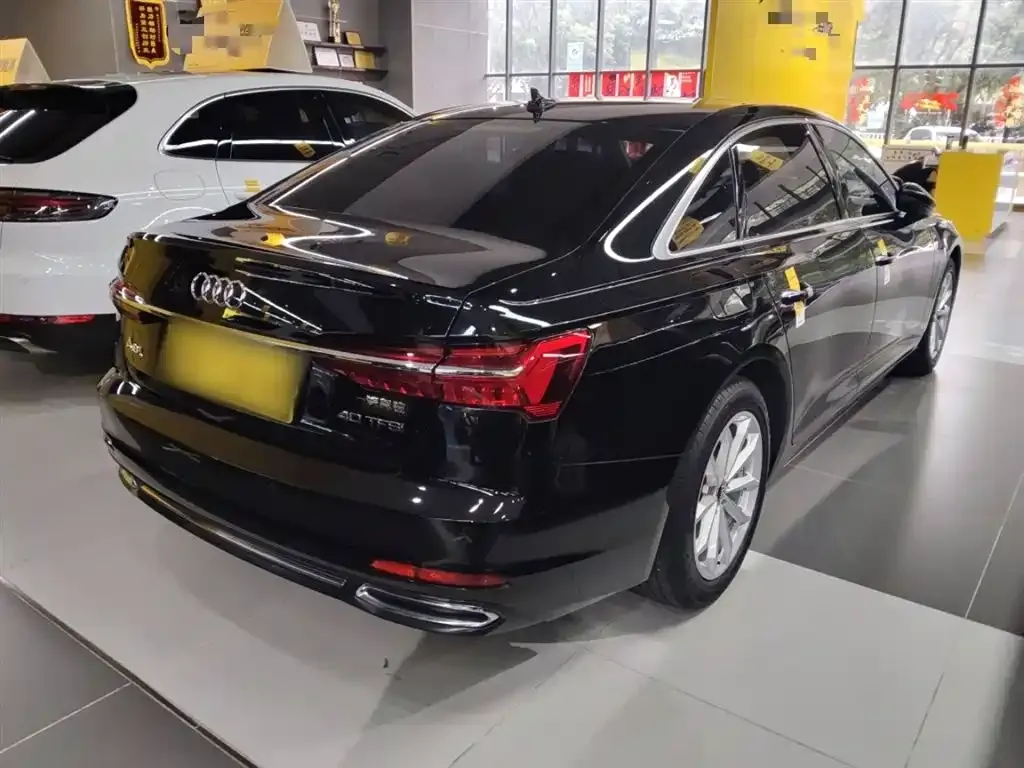 Audi A6L 2021 из CN, фото 8