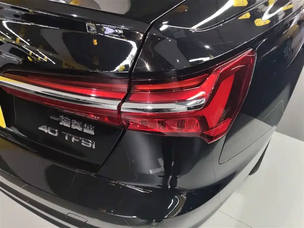 Audi A6L 2021 из CN, фото 5