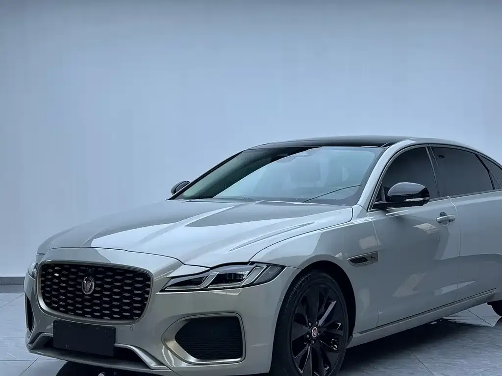 Jaguar XFL 2023 из CN, фото 5