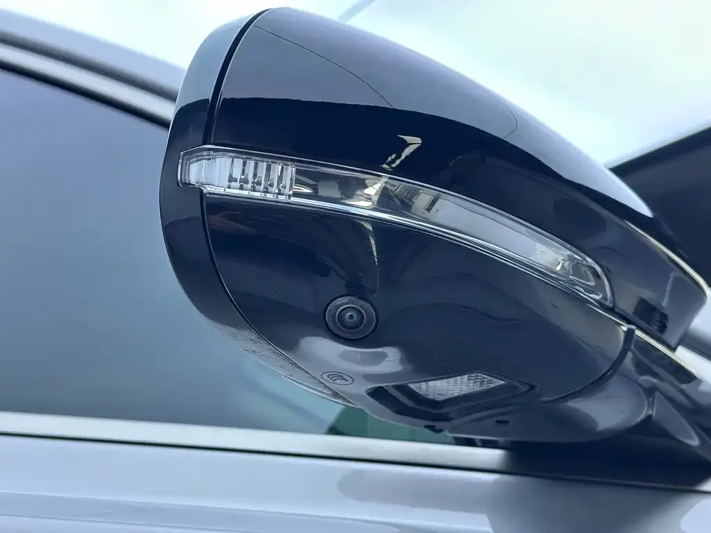 Jaguar XFL 2023 из CN, фото 3