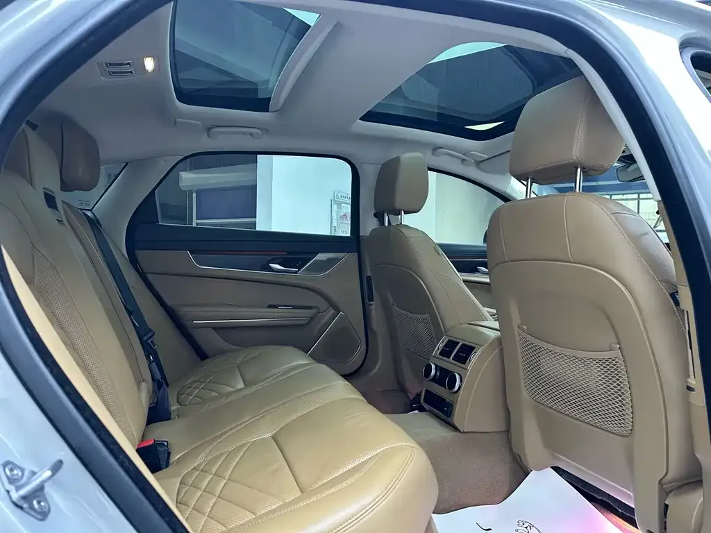 Jaguar XFL 2023 из CN, фото 4