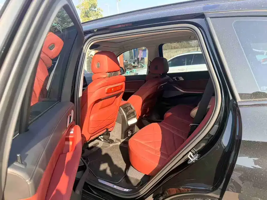 BMW X5 2025 из CN, фото 3
