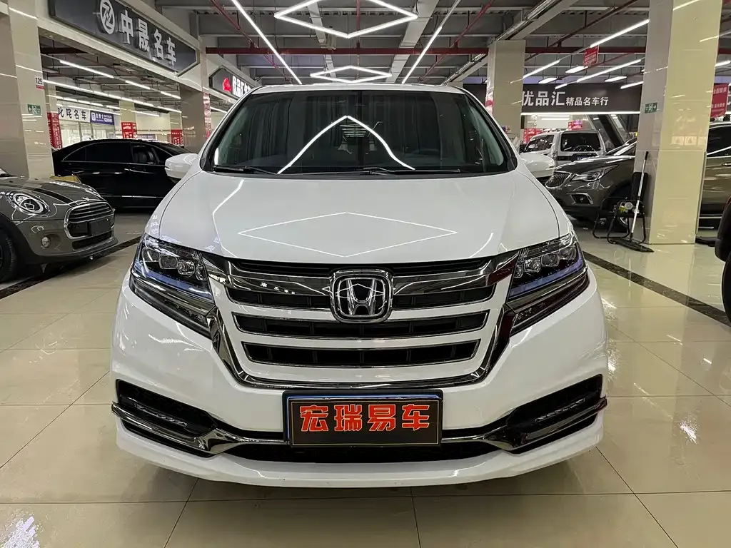 Honda Elysion 2021 из CN, фото 6