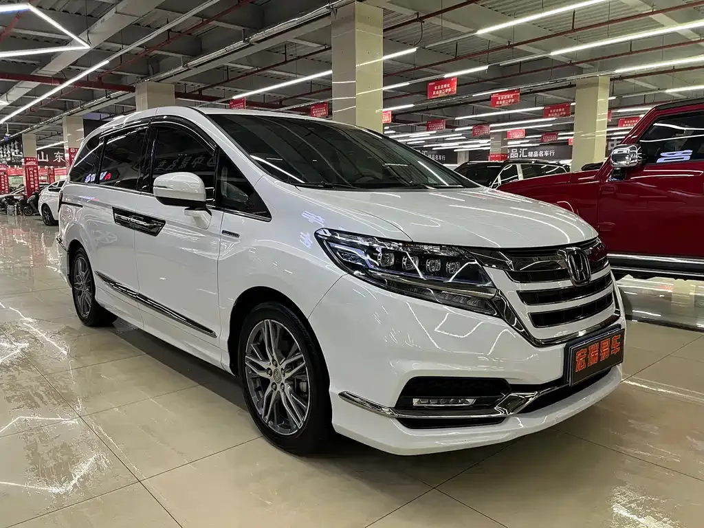 Honda Elysion 2021 из CN, фото 10