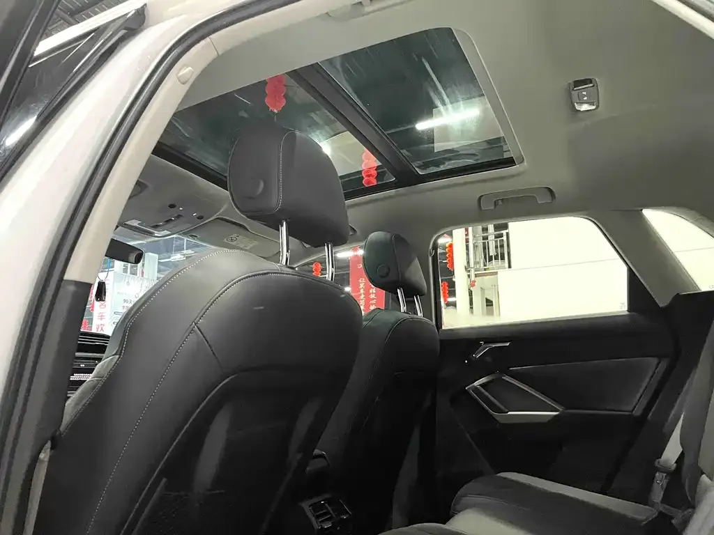 Audi Q3 2021 из CN, фото 2