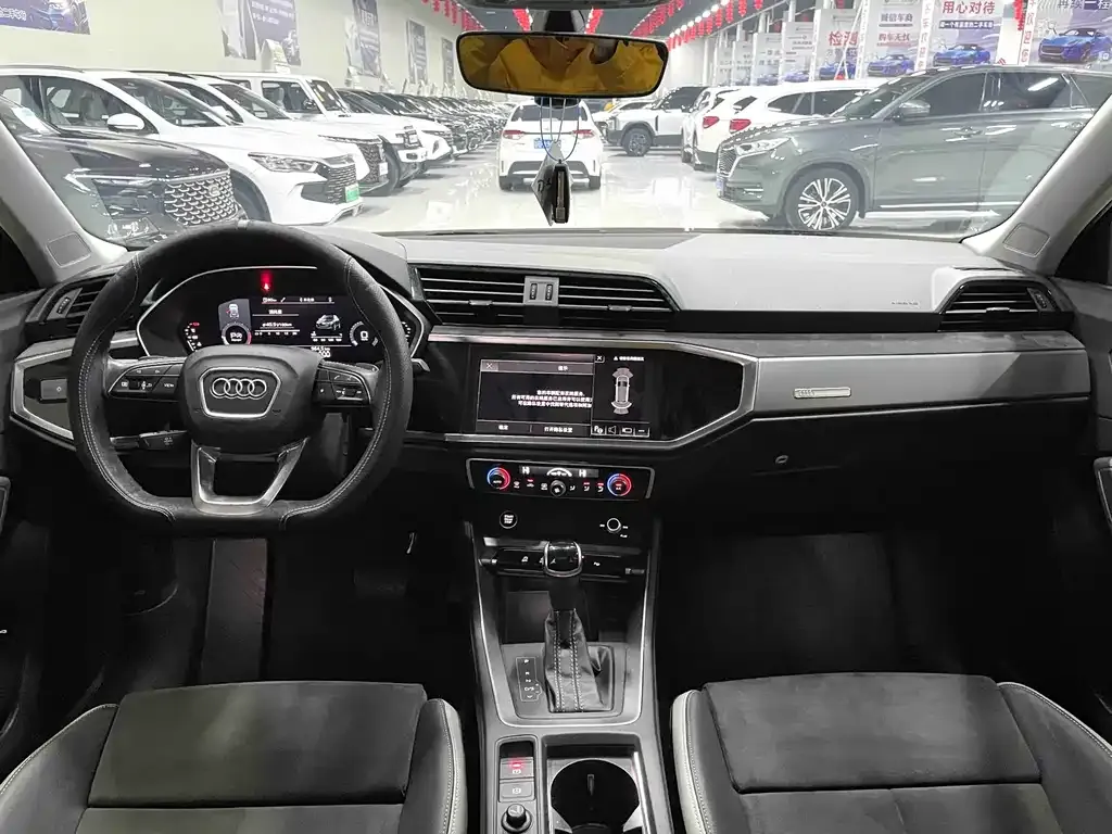Audi Q3 2021 из CN, фото 6