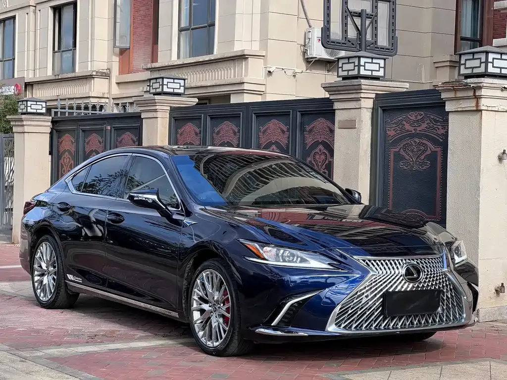 Lexus ES 2024 из CN, фото 8