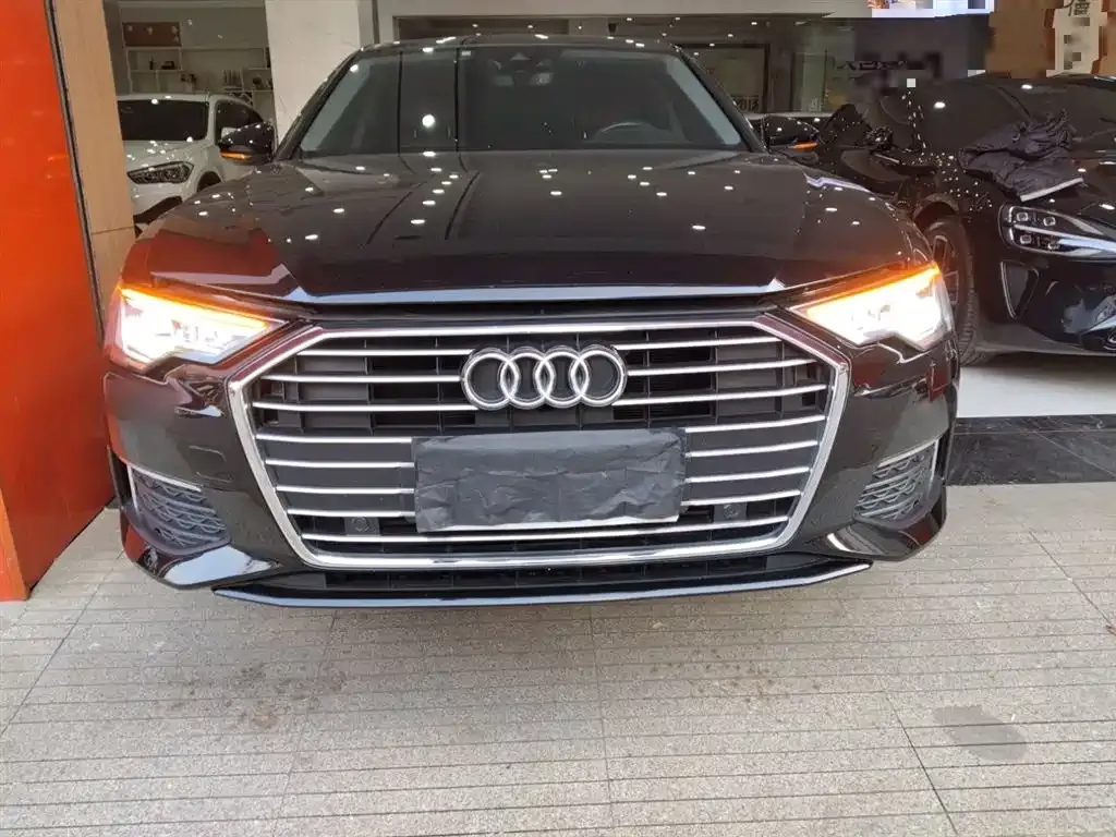 Audi A6L 2021 из CN, фото 3