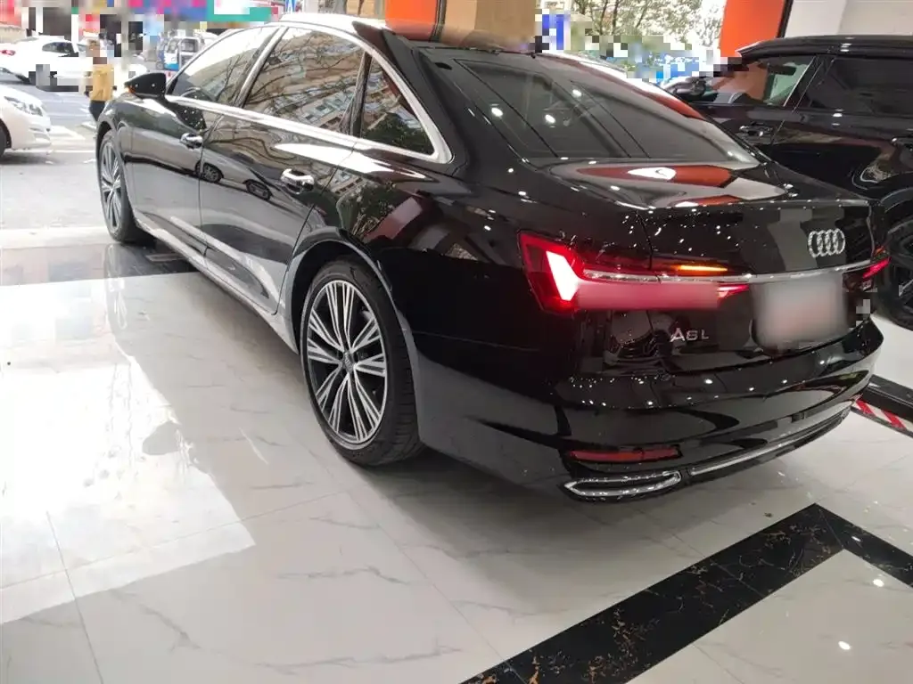 Audi A6L 2021 из CN, фото 2