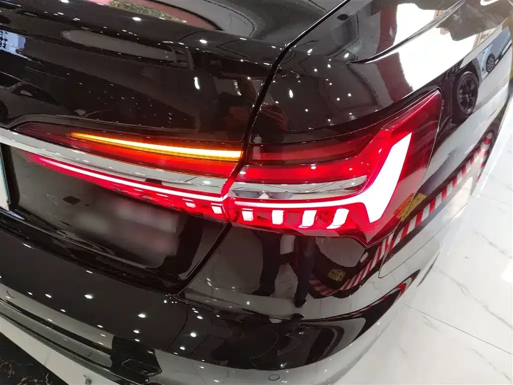 Audi A6L 2021 из CN, фото 6