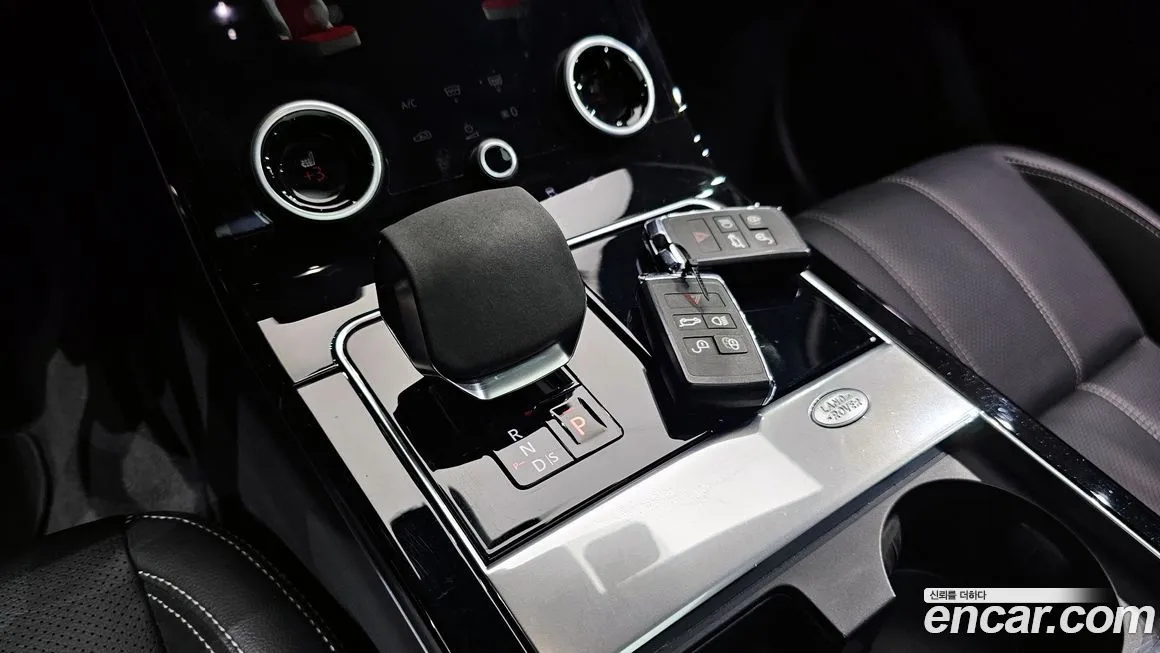 Land Rover Range Rover Velar 2023 из KR, фото 3