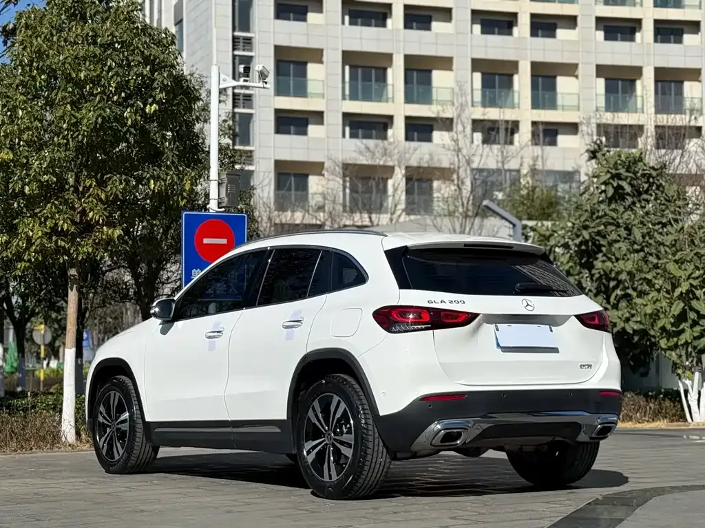 Mercedes-Benz GLA 2021 из CN, фото 4