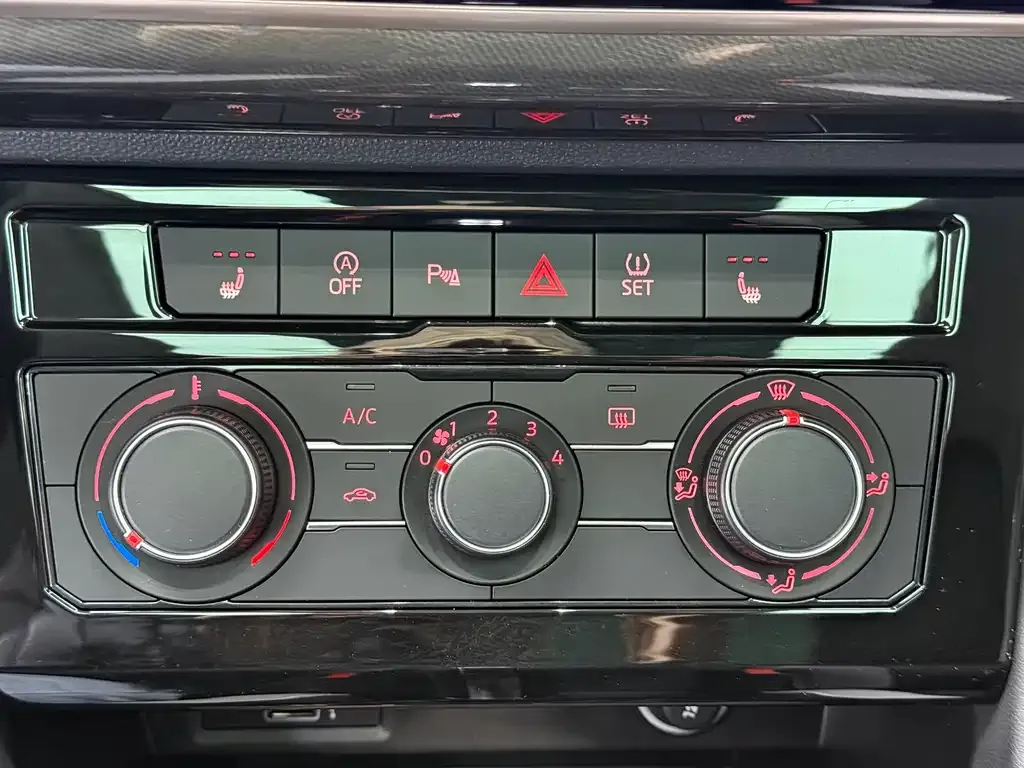 Jetta VS7 2023 из CN, фото 10