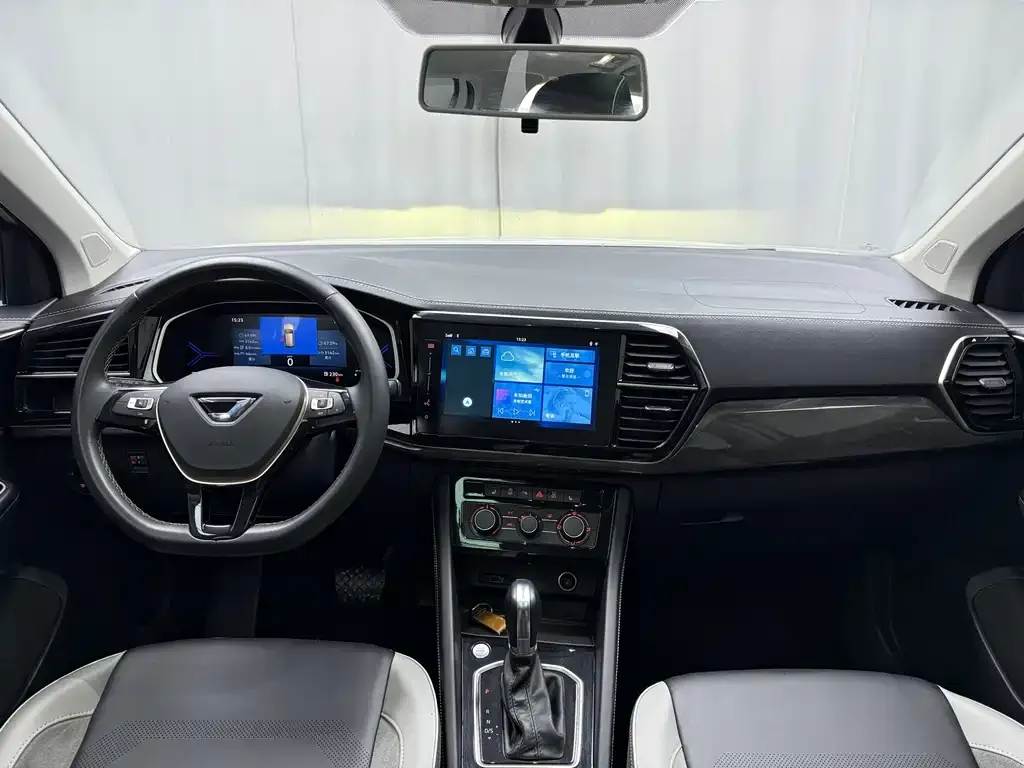 Jetta VS7 2023 из CN, фото 2
