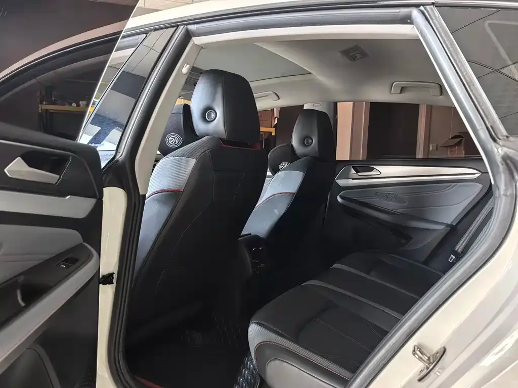 Volkswagen Lamando 2022 из CN, фото 8