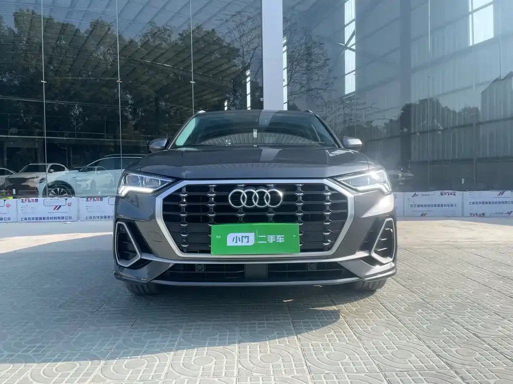 Audi Q3 2023 из CN, фото 4