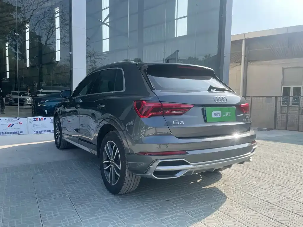 Audi Q3 2023 из CN, фото 5