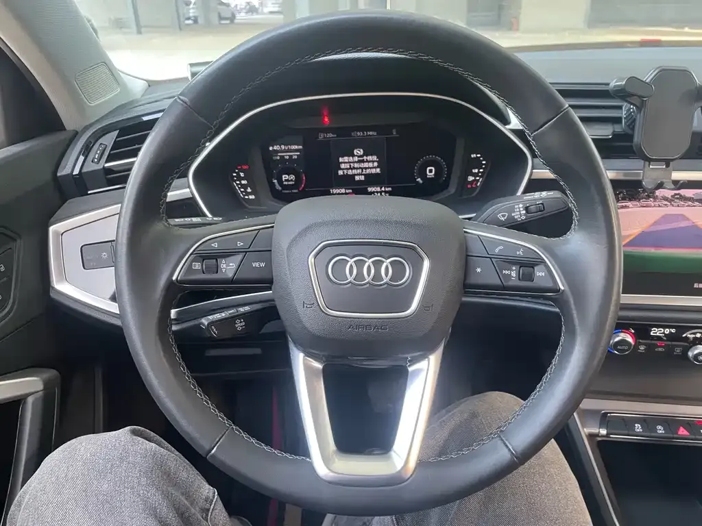 Audi Q3 2023 из CN, фото 8