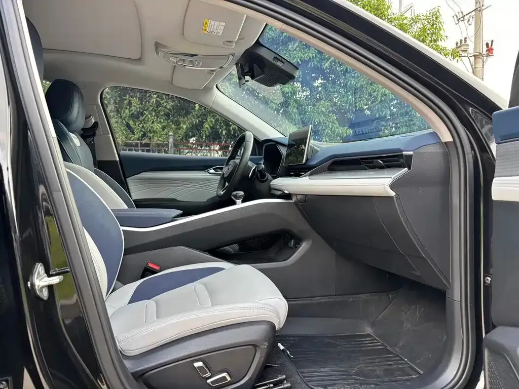 Geely Xingrui 2023 из CN, фото 2