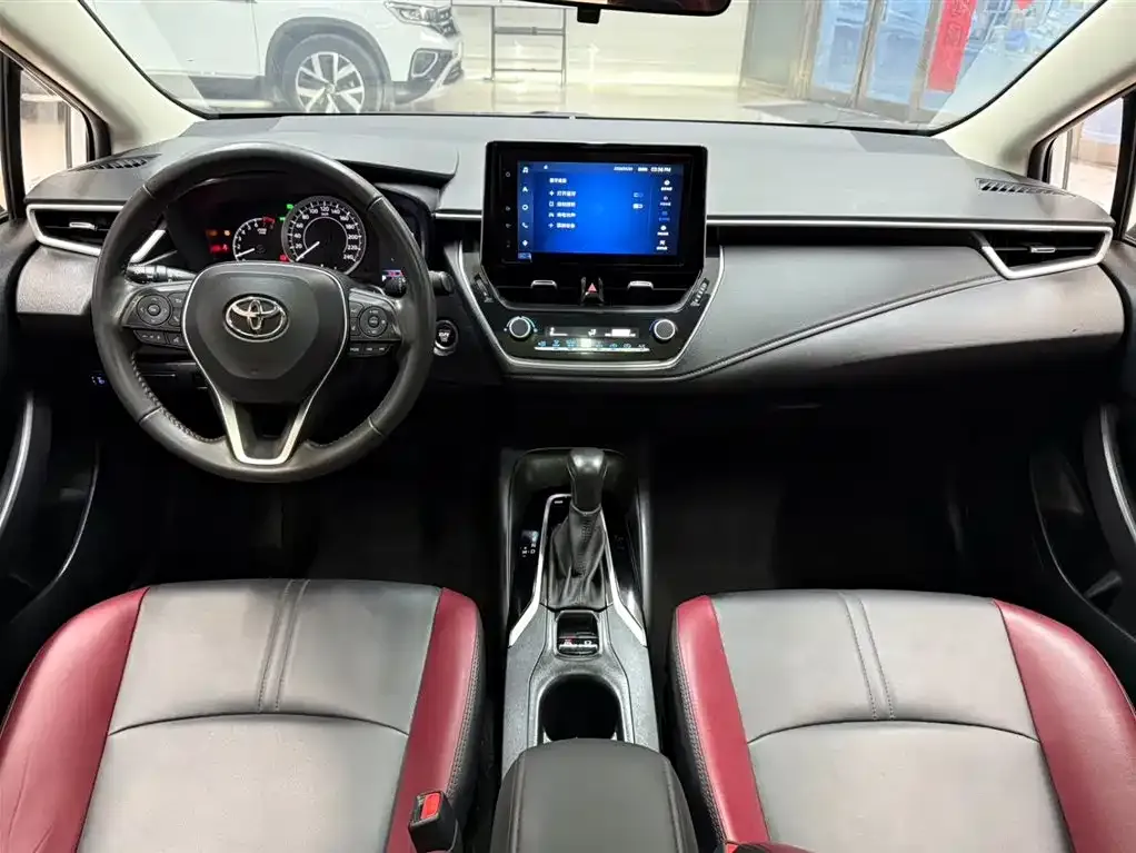 Toyota Corolla 2022 из CN, фото 2