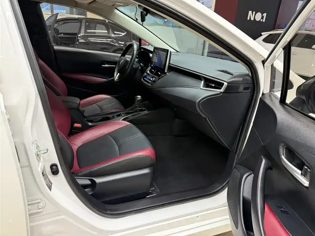 Toyota Corolla 2022 из CN, фото 5