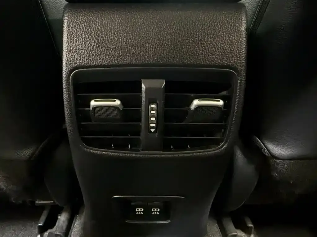 Toyota Corolla 2022 из CN, фото 8