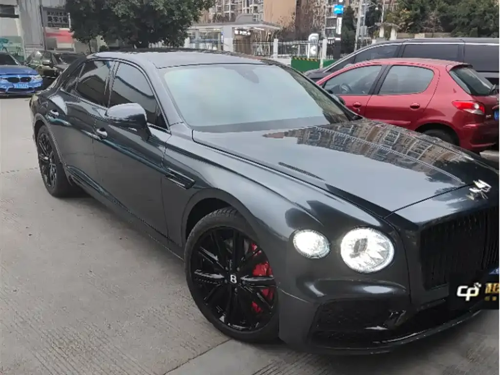 Bentley Flying Spur 2022 из CN, фото 8
