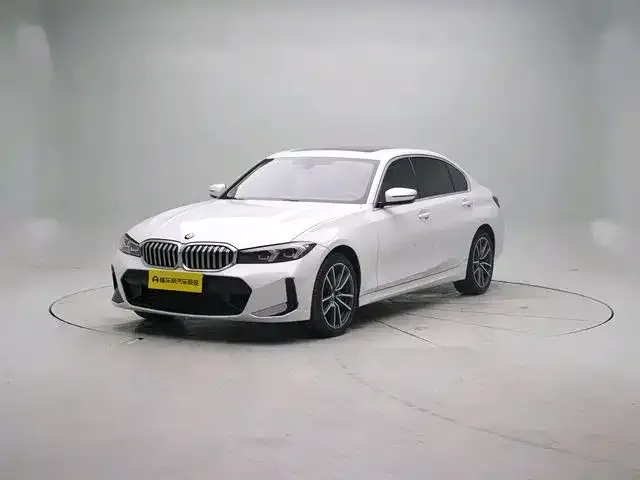 BMW 3 Series 2023 из CN, фото 1