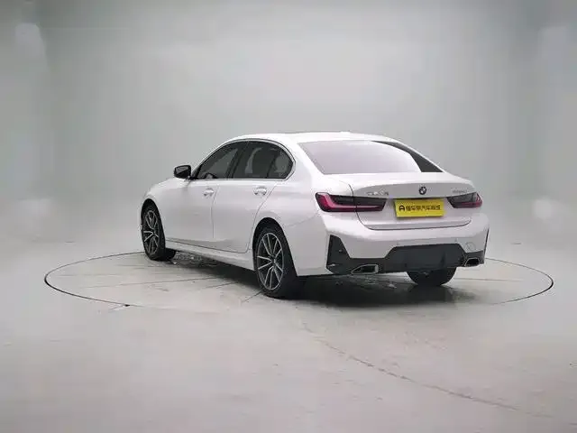 BMW 3 Series 2023 из CN, фото 9