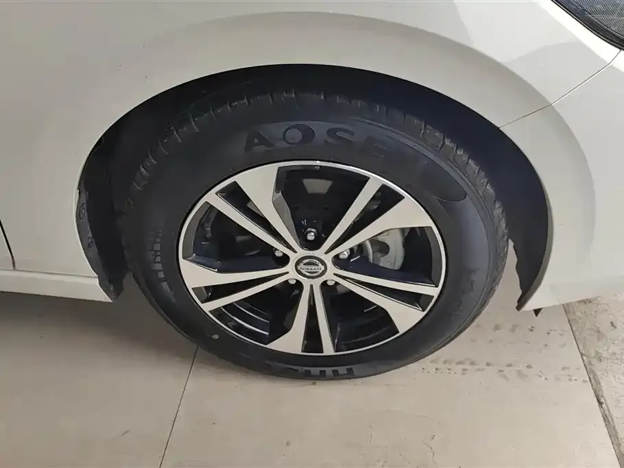 Nissan Sylphy 2023 из CN, фото 2