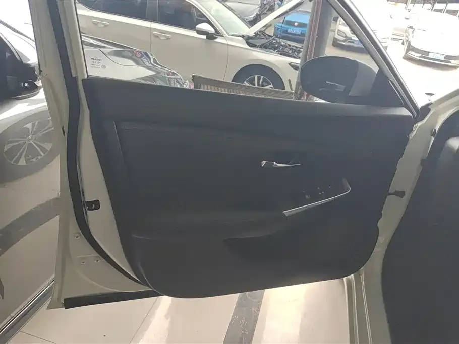 Nissan Sylphy 2023 из CN, фото 3