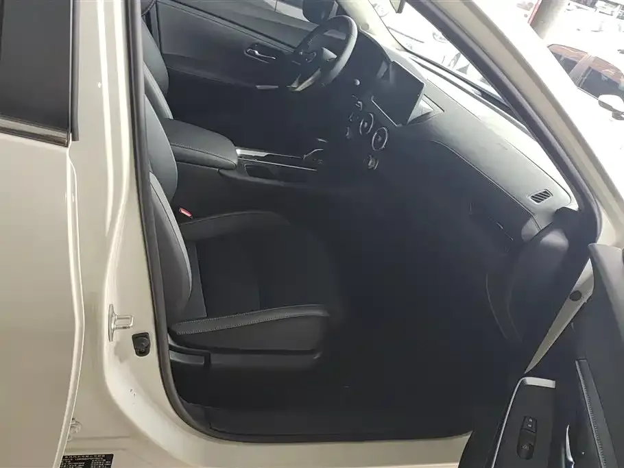 Nissan Sylphy 2023 из CN, фото 5