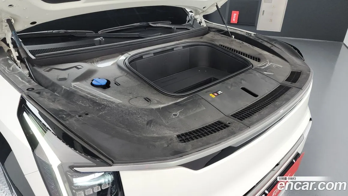 Kia EV9 2024 из KR, фото 2