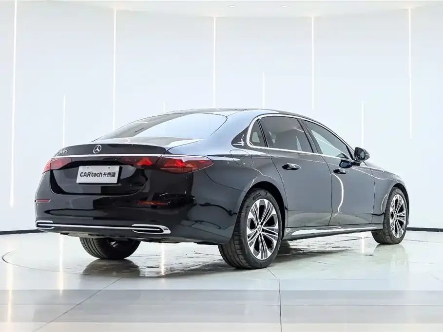 Mercedes-Benz E-Class 2025 из CN, фото 6