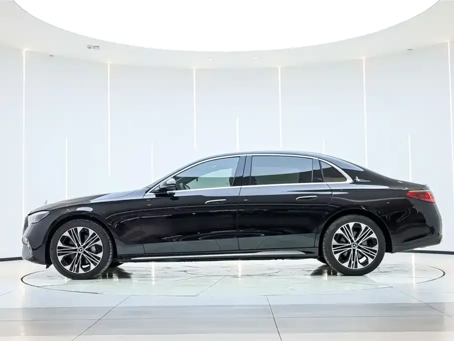 Mercedes-Benz E-Class 2025 из CN, фото 7