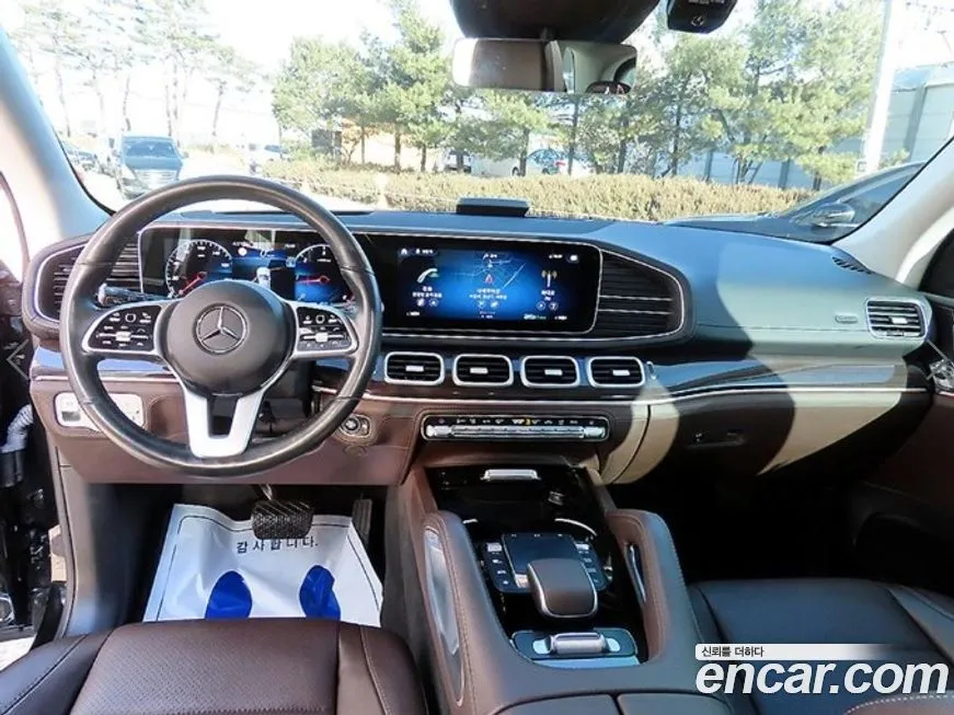 Mercedes-Benz GLE-Class — фото 10