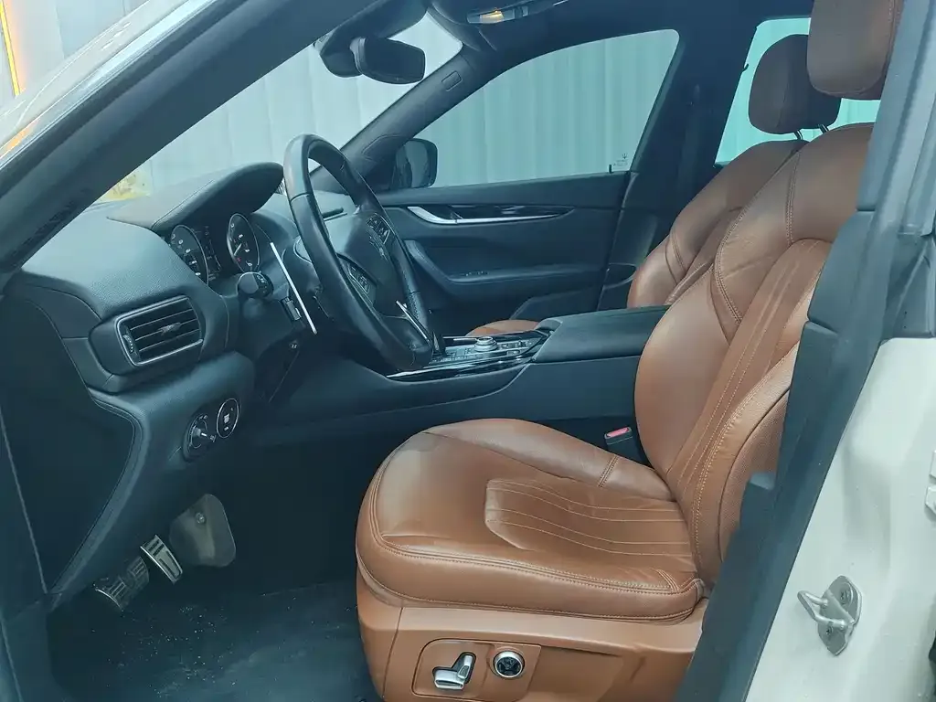 Maserati Levante 2022 из CN, фото 6