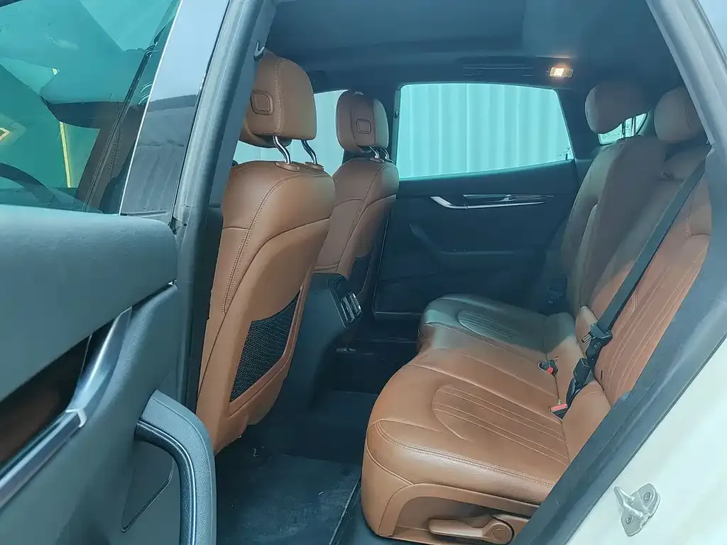 Maserati Levante 2022 из CN, фото 2