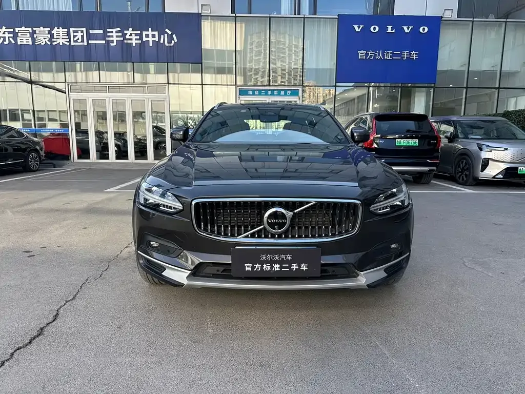 Volvo V90 — фото 9