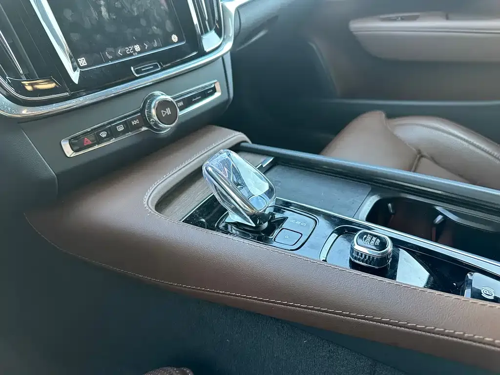 Volvo V90 — фото 3