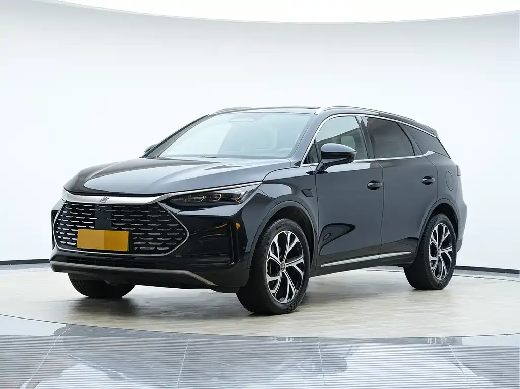 BYD Tang New Energy — фото 1
