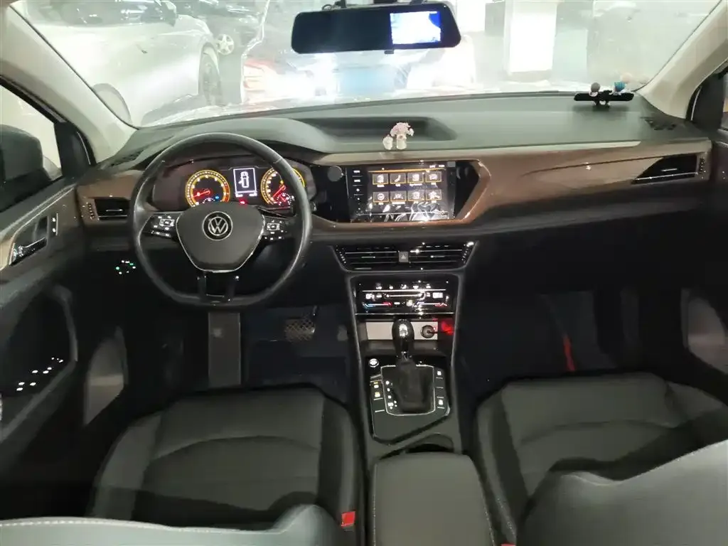 Volkswagen Tharu 2021 из CN, фото 10