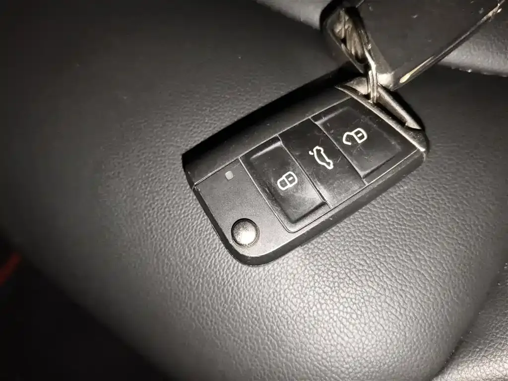 Volkswagen Tharu 2021 из CN, фото 9