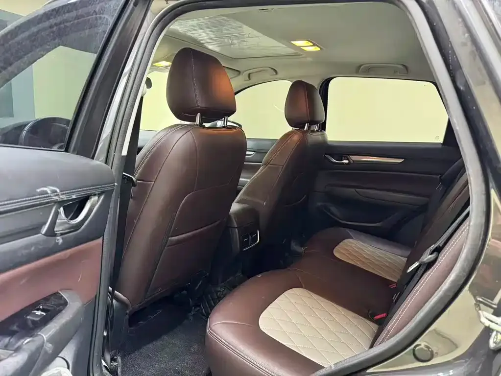 Mazda CX-5 2023 из CN, фото 9