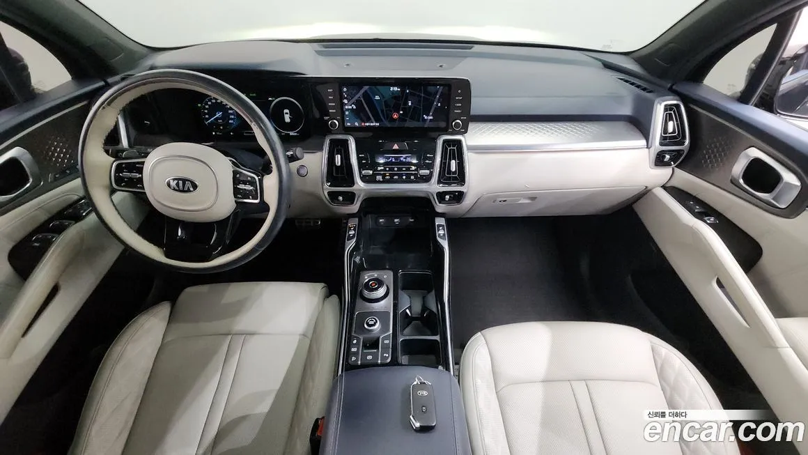 Kia Sorento — фото 10