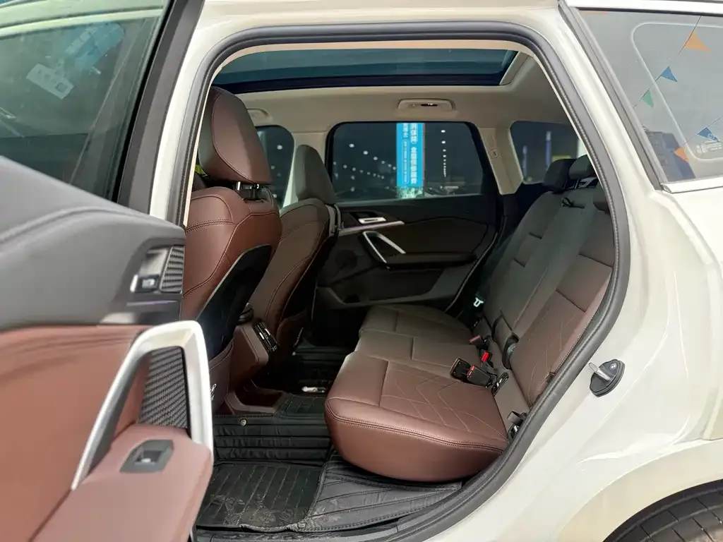 BMW X1 2025 из CN, фото 8