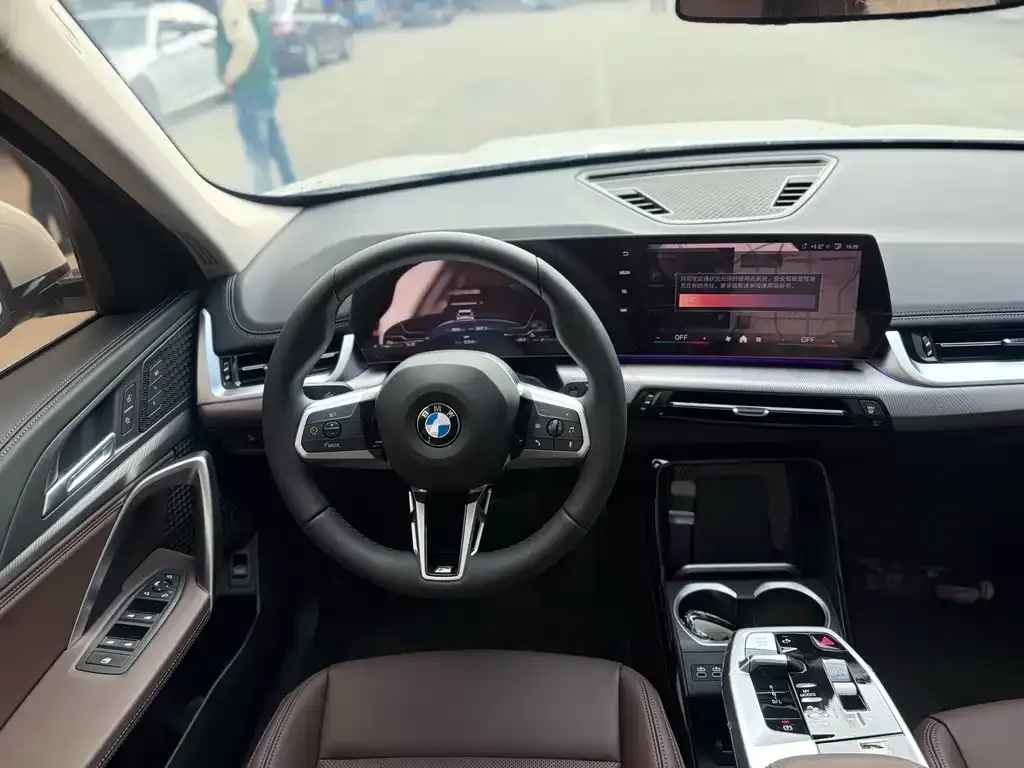 BMW X1 2025 из CN, фото 10