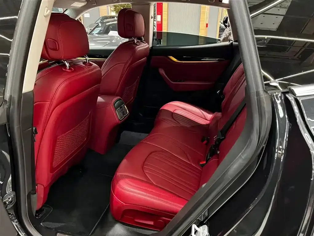 Maserati Levante 2021 из CN, фото 7
