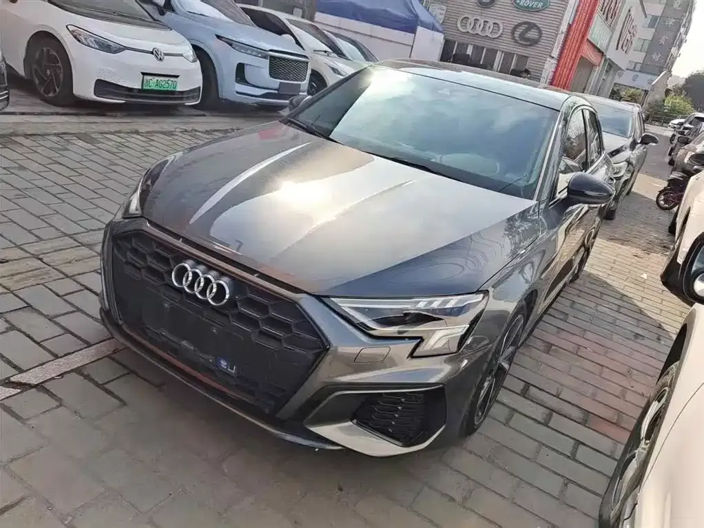 Audi A3 2022 из CN, фото 1